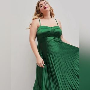 Emerald green beautiful dress
